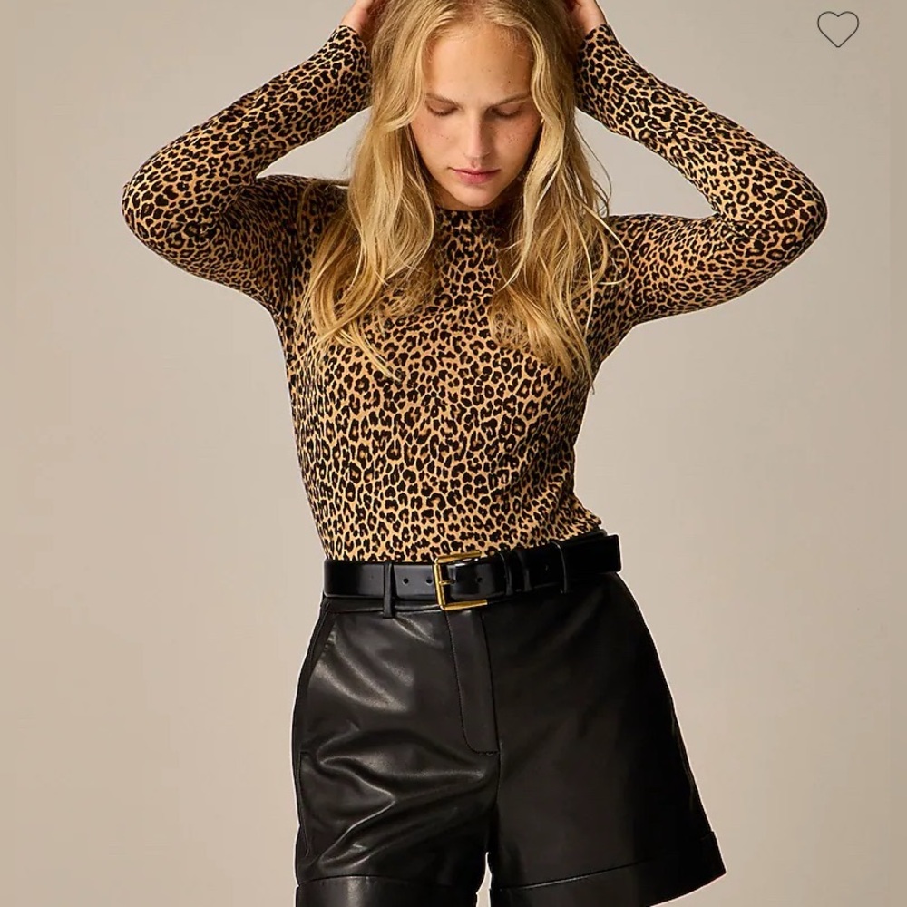 J. Crew Leopard Carolyn Fitted Crewneck Sweater❤️